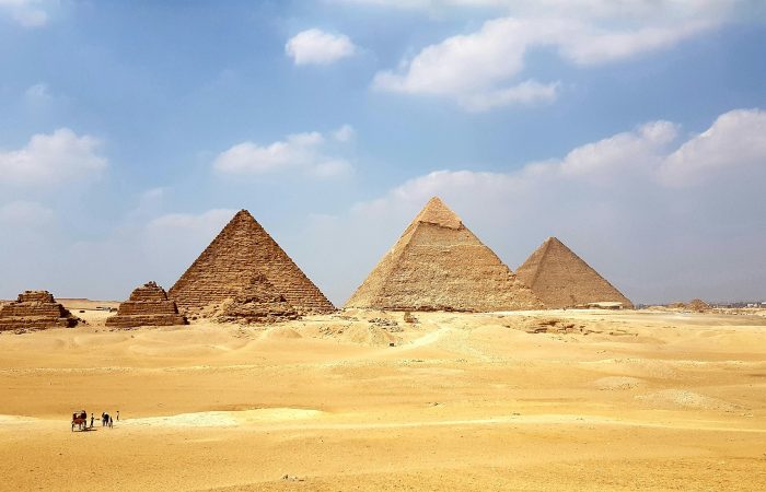 Great Pyramids of Giza on an 8-day classic Egypt tour